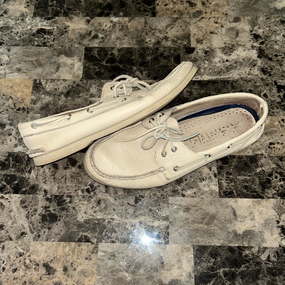 Sperry Topsiders